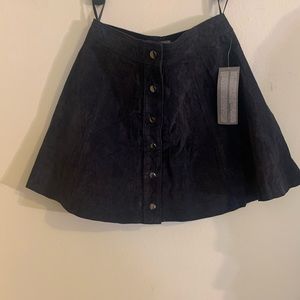 ✨NWT Suede leather Bagatelle skirt